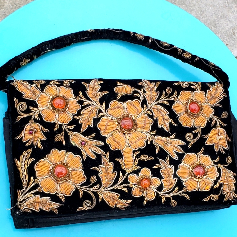 Vintage India Black Velvet Gold Embroidered Natural Gemstone Jeweled Evening Bag - Picture 6 of 17